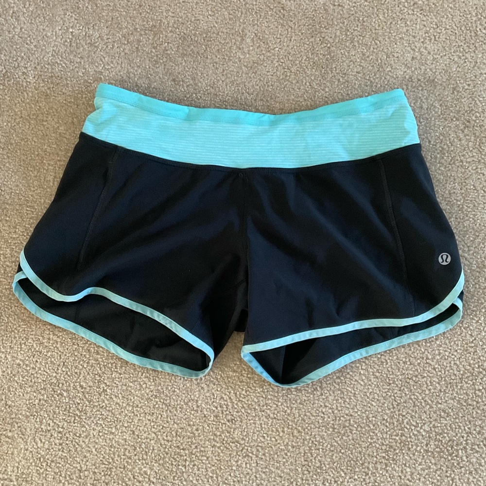 Lululemon speed up short Sz 4